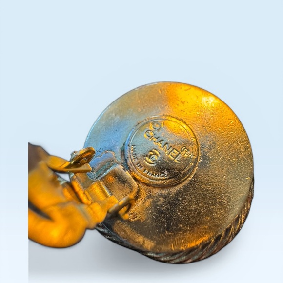 Chanel Vintage "Bird Nest" Clip-On Earrings - Picture 10 of 10